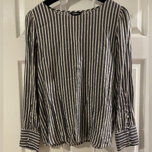 Express Tops - Express Blouse